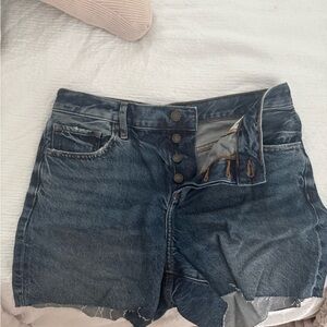 Size 6 express medium wash shorts